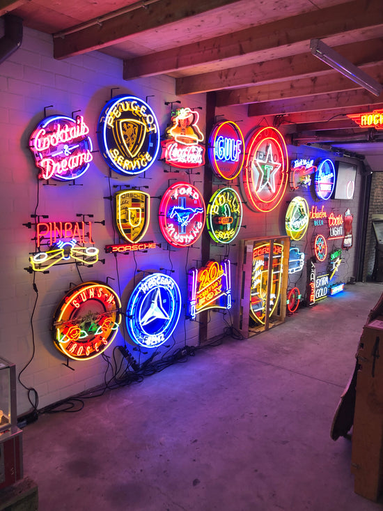 Neon & reclame borden